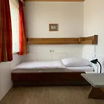 Zum Baeren Inn Asperg