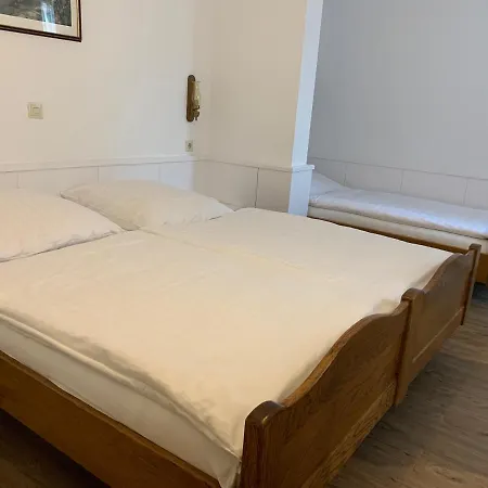 Inn Zum Baeren Asperg